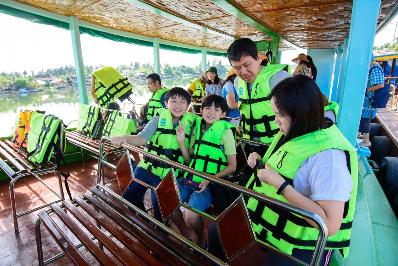 Na Tree Tara Riverside Resort Amphawa Damnoensaduak Ngoại thất bức ảnh