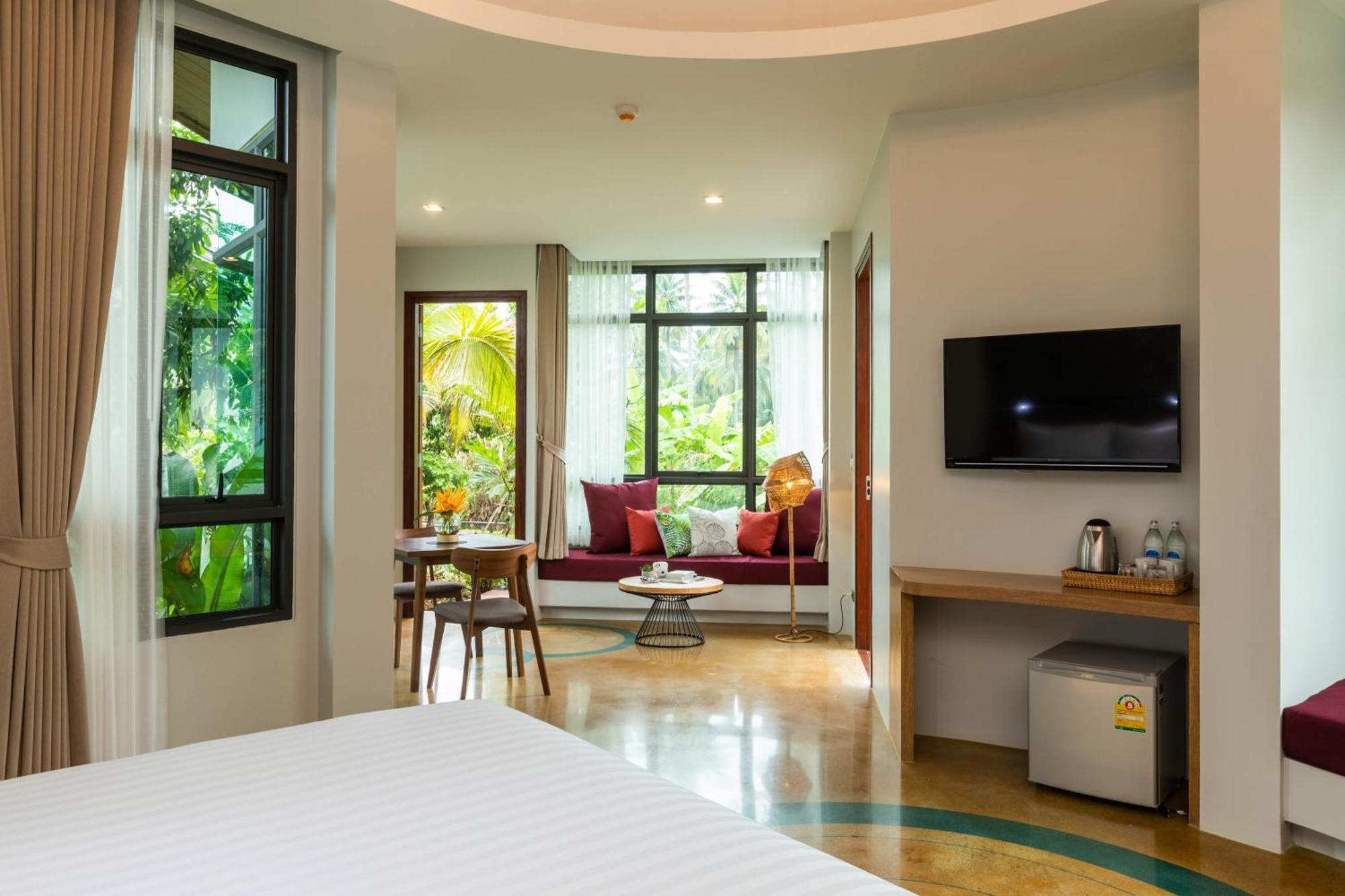 Na Tree Tara Riverside Resort Amphawa Damnoensaduak Phòng bức ảnh
